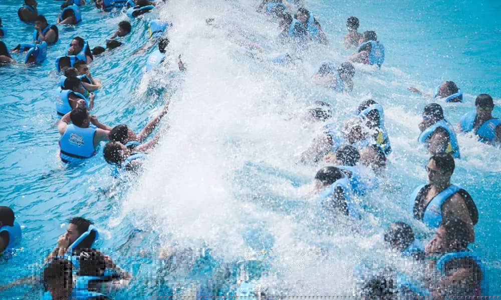 阿拉的海海啸池