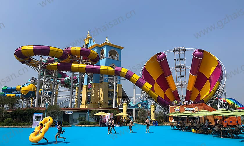 浙江宁波大目湾阿拉的海水上乐园超级龙卷风滑道