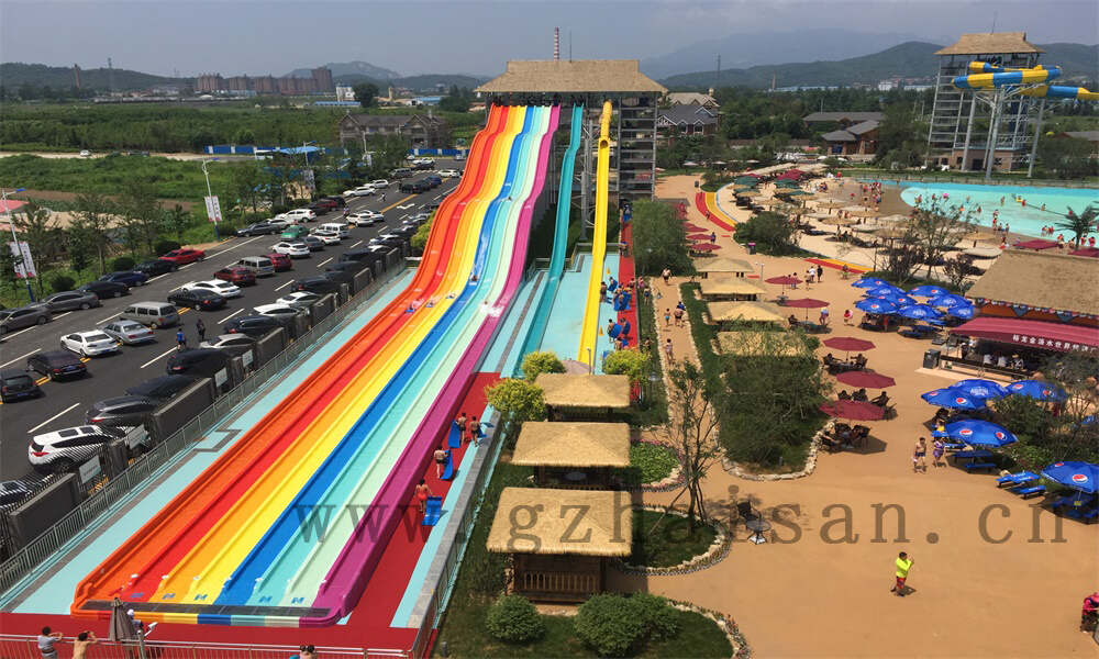 水上乐园的材料如何选择