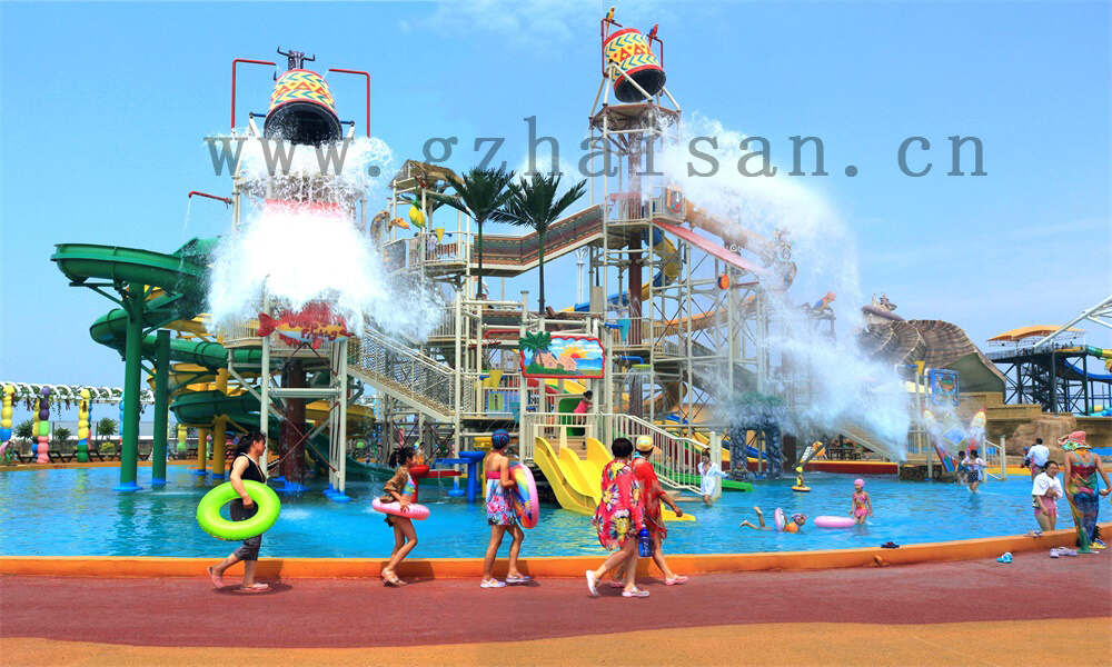 水上滑梯探险记：畅享激流勇进的快感