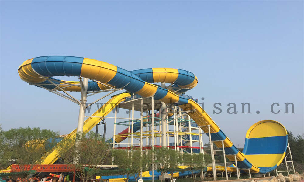 儿童水上游乐设施厂，安全好玩的水上游乐设备
