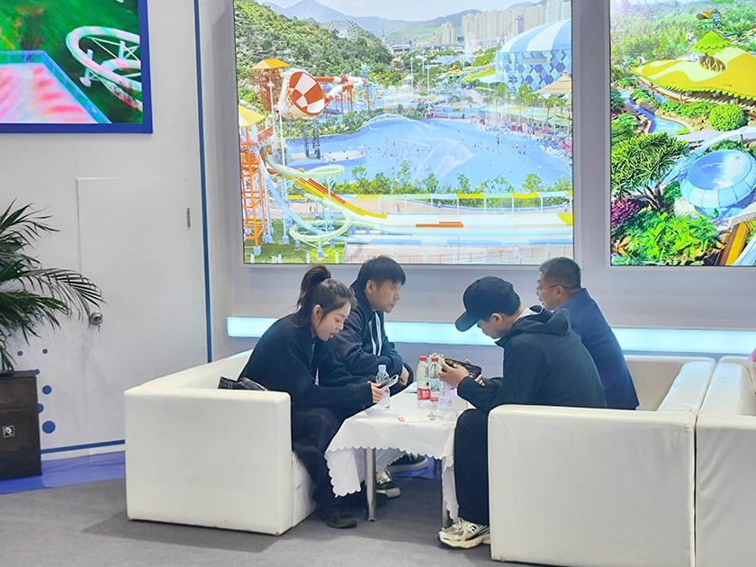 相聚郑州，引爆热潮——jinnianhui今年会游乐亮相2025中国（郑州）旅游休闲娱乐产业博览会，实力领航水上游乐新纪元！